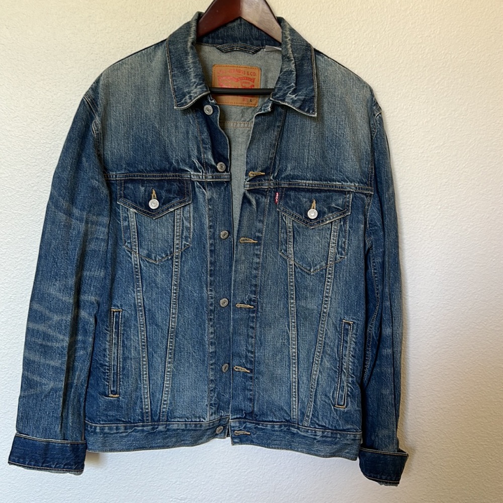 Levi’s Denim Jacket L